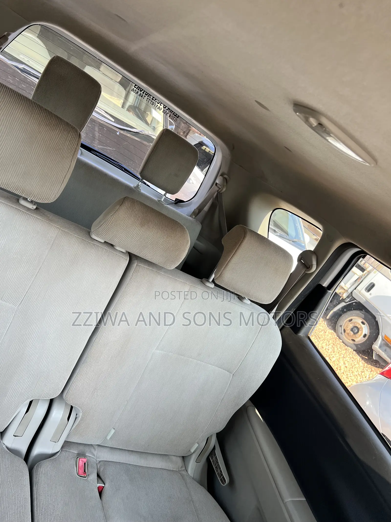 Toyota Passo Sette 1.5 AWD 2012 White
