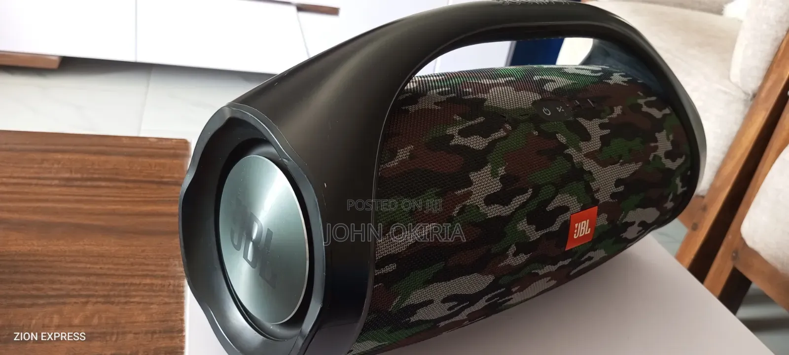 JBL Boombox
