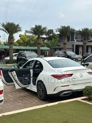 Mercedes-Benz CLA-Class 2022 White