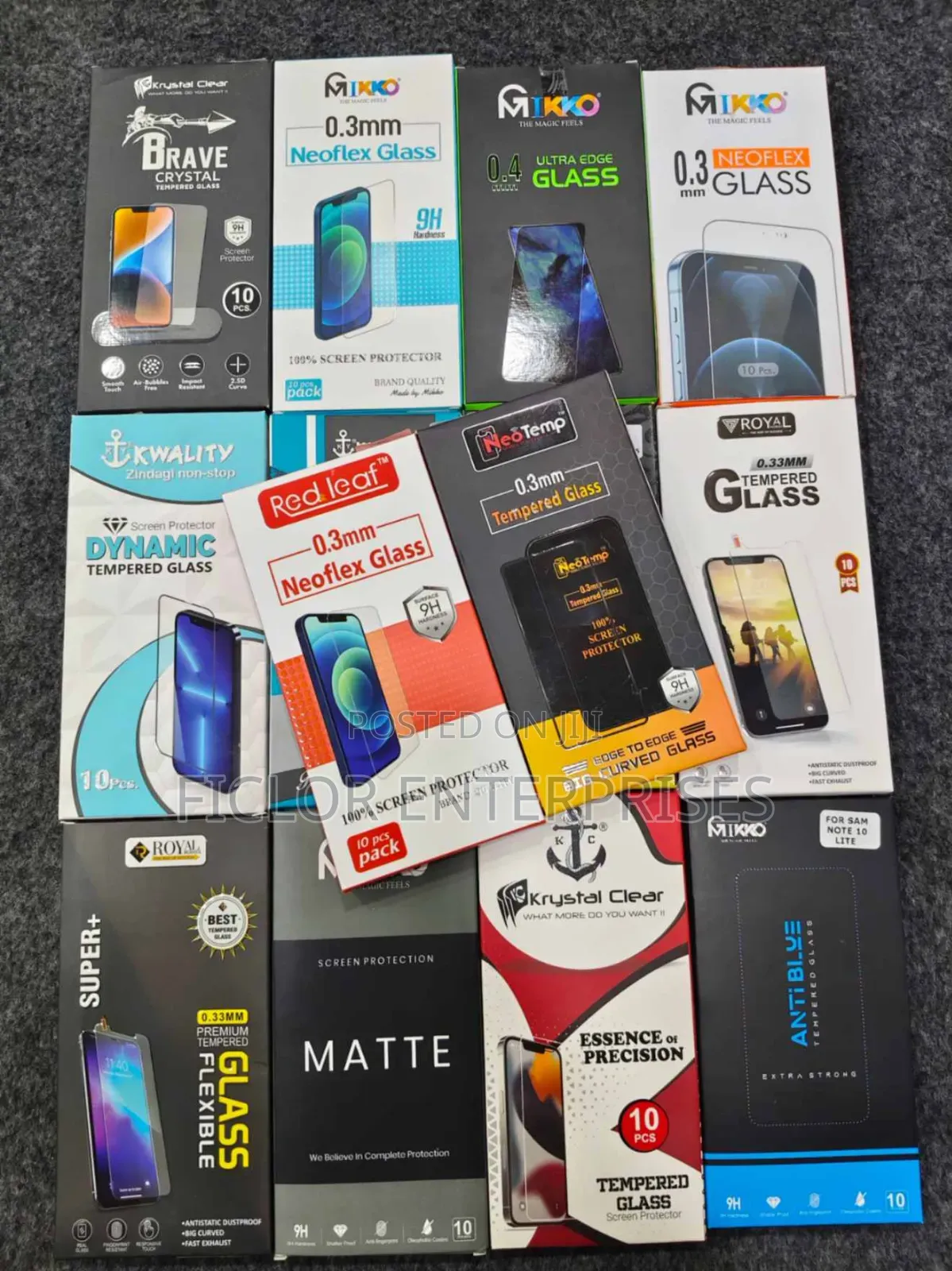  iPhone Screen Protectors — Keep Your Screen Looking New!