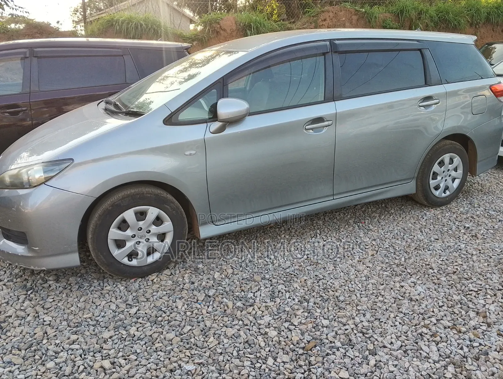 Toyota Wish 2011 Gray