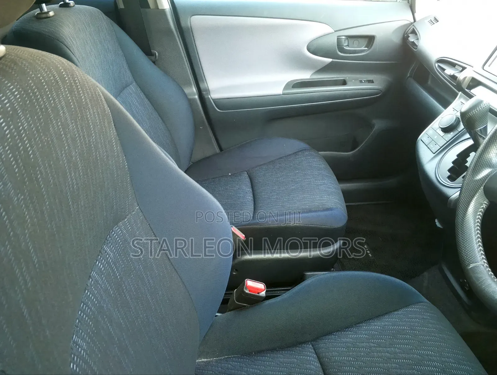 Toyota Wish 2011 Gray