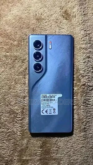 New Tecno Camon 40 Pro 5G 256 GB Blue