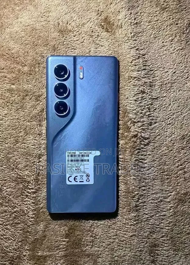 New Tecno Camon 40 Pro 5G 256 GB Blue