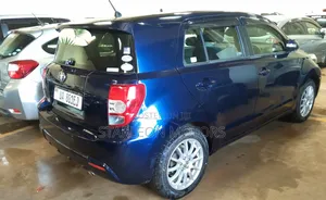 Toyota IST 2011 Blue