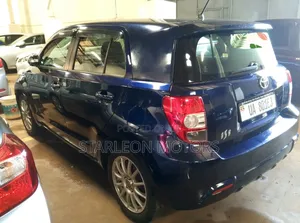 Toyota IST 2011 Blue