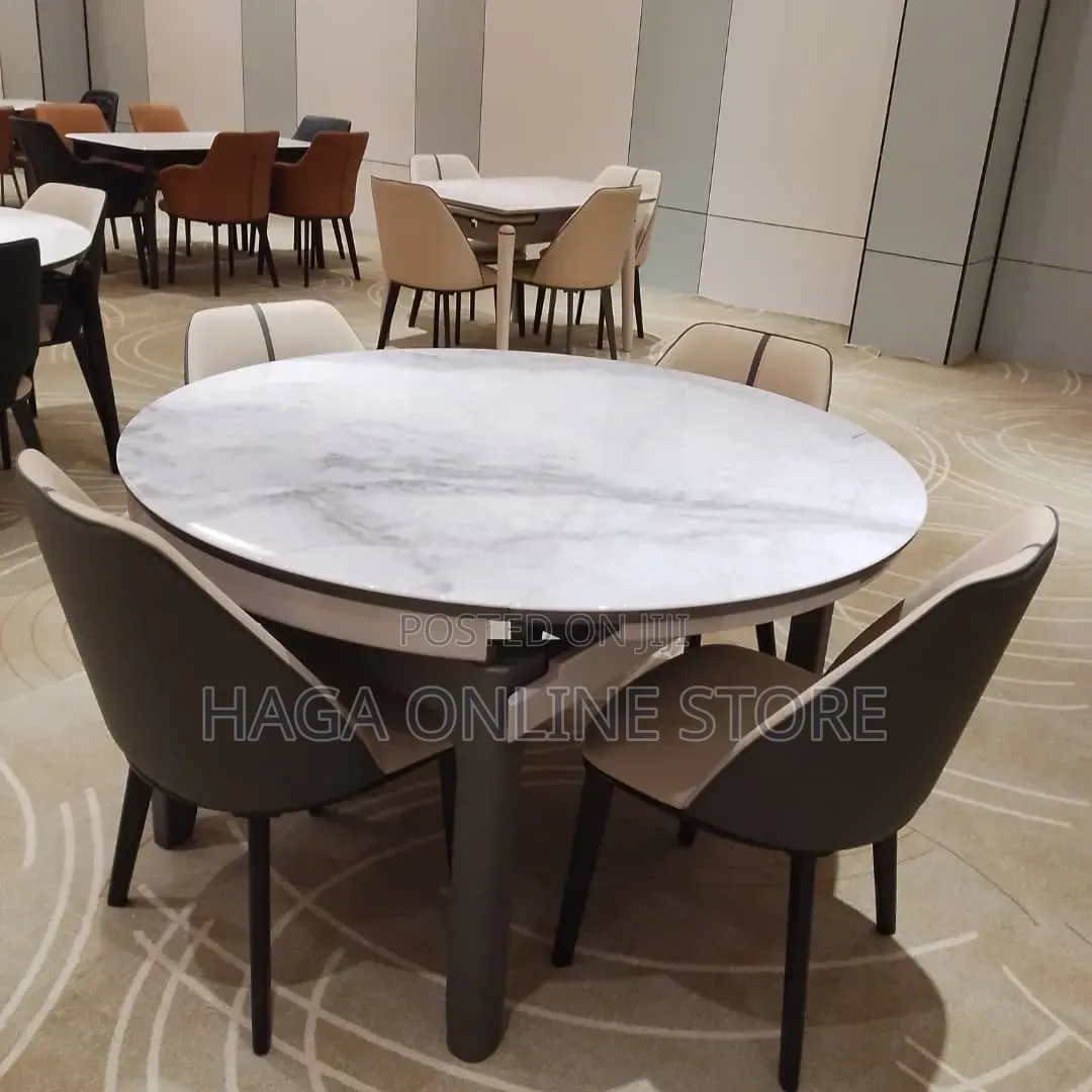Round Dinning Table Six Seaters