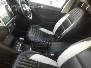 Volkswagen Tiguan 2014 Black