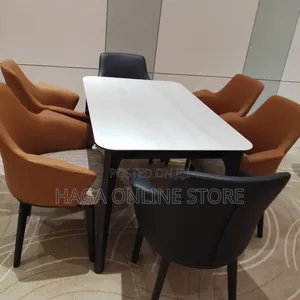 6 Seaters Dinning Table