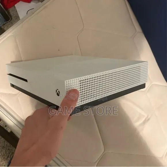 Xbox One S Unit in Kampala UG Make Wireless Controller Rumble Feel.