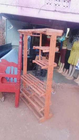 Closset/ Shoe Rack on Quick Sale