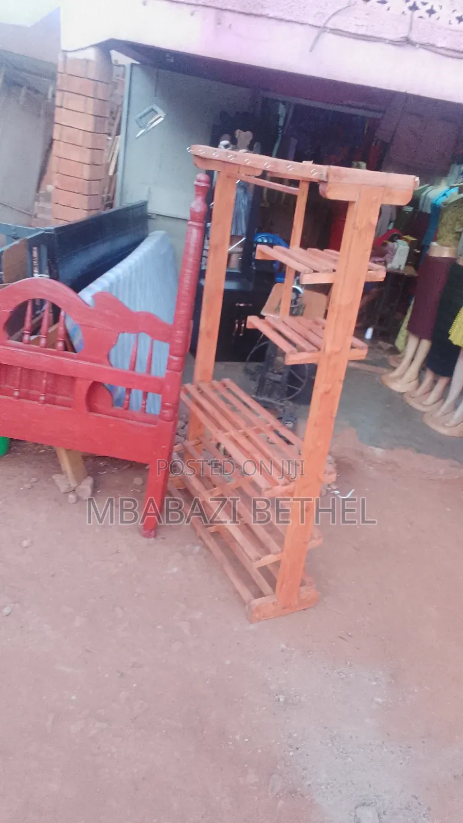 Closset/ Shoe Rack on Quick Sale