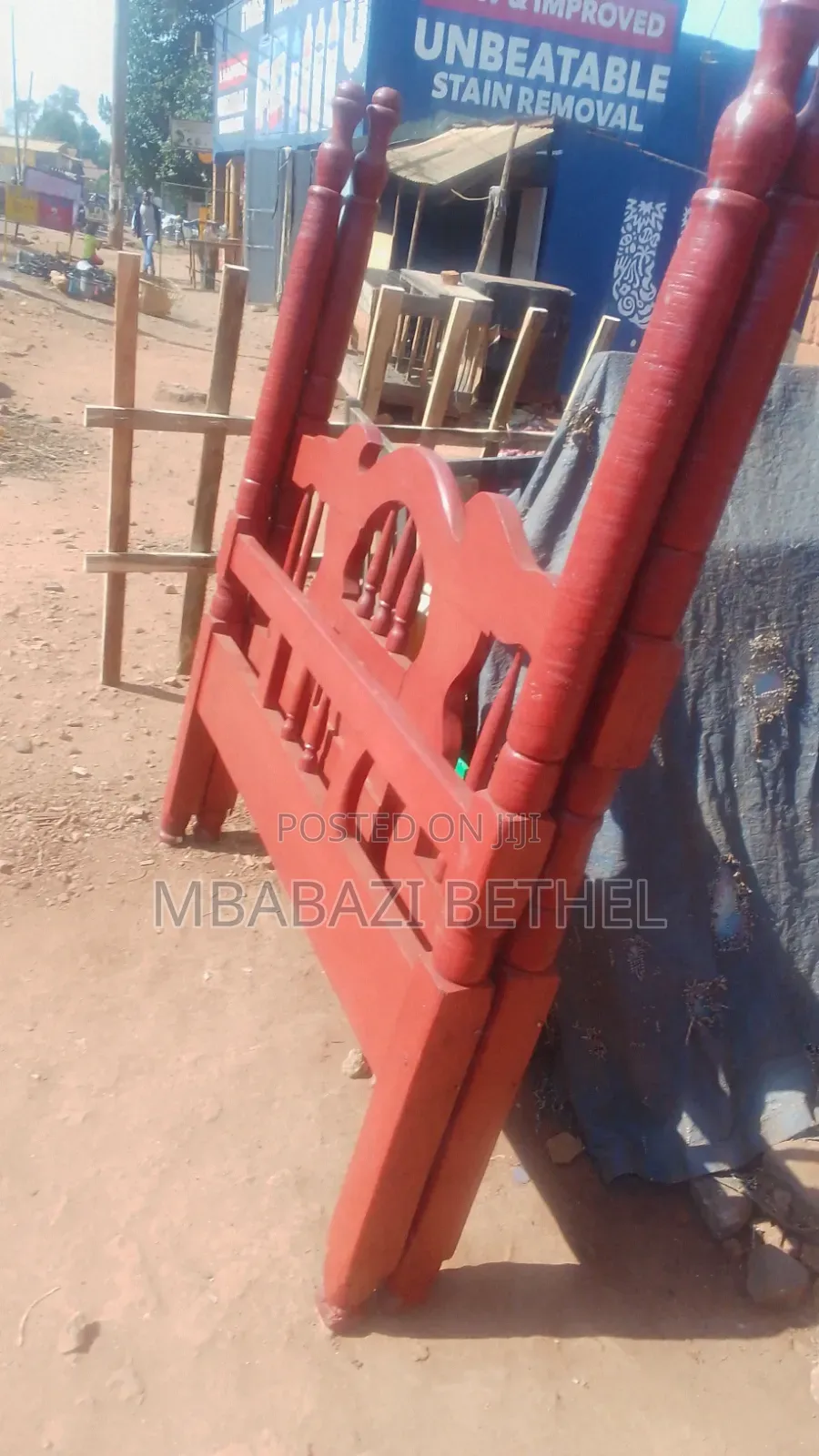 4by6 Wooden Bed in Good Condition Readily Available on Quick Sale
