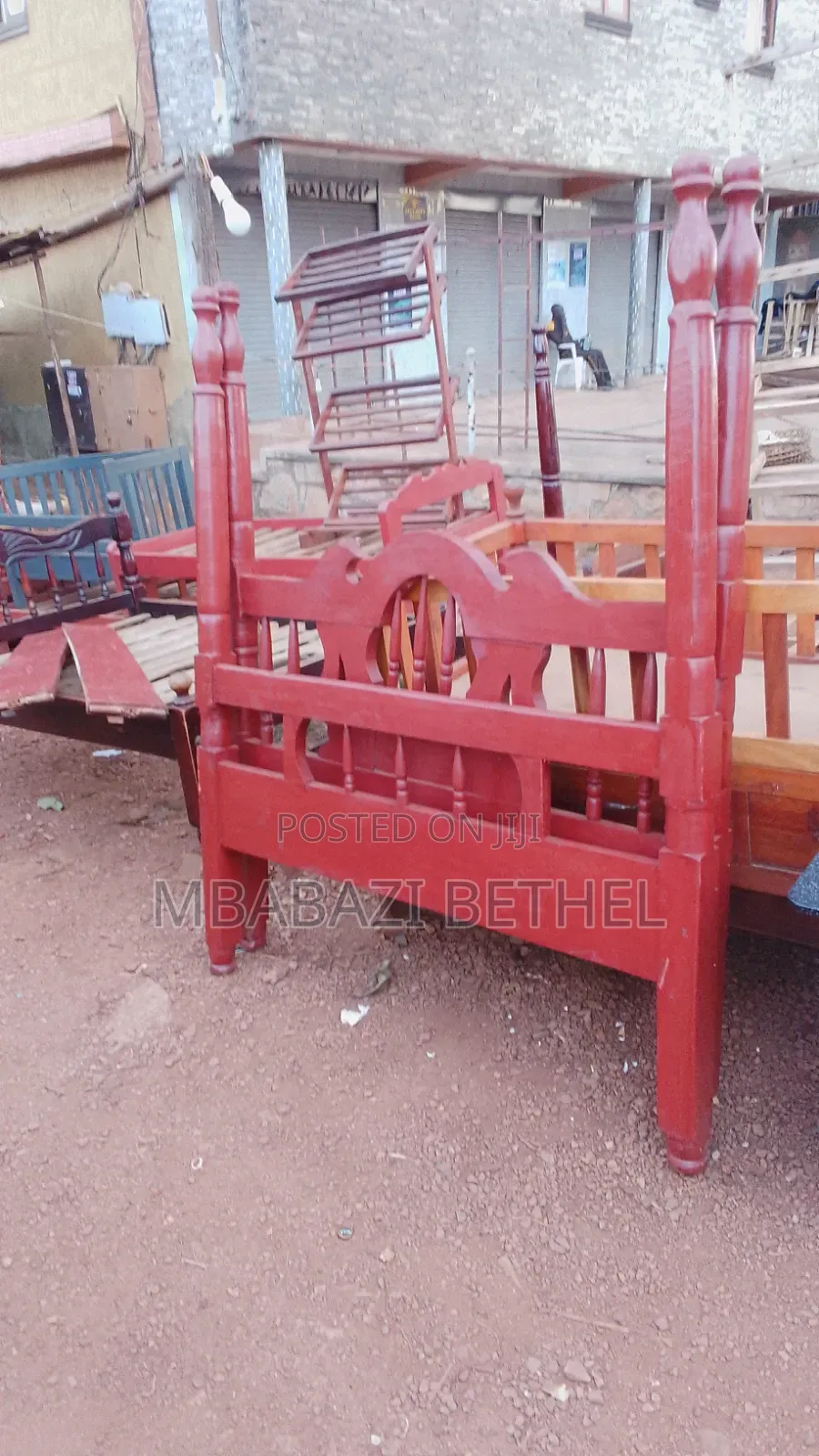 4by6 Wooden Bed in Good Condition Readily Available on Quick Sale