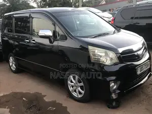 Toyota Noah 2012 Black