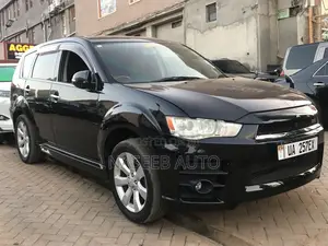 Mitsubishi Outlander 2010 Black