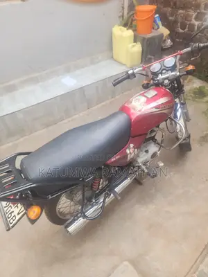 Bajaj Boxer 2009 Red