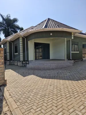 3bdrm Bungalow in Kira Mamerito Road., Central Division for rent