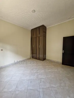 3bdrm Bungalow in Kira Mamerito Road., Central Division for rent