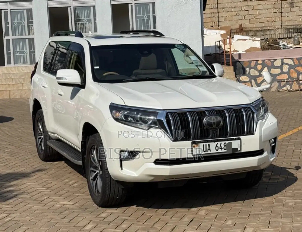 Toyota Land Cruiser Prado 2.8 2019 White