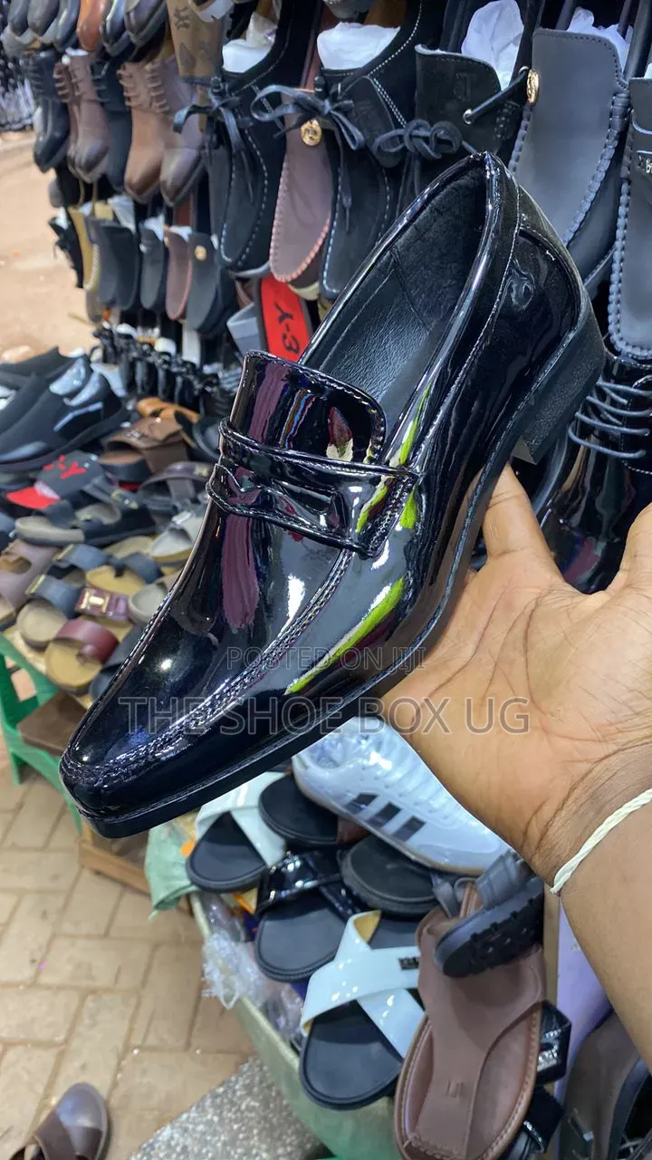 Men's Shiny Shoes