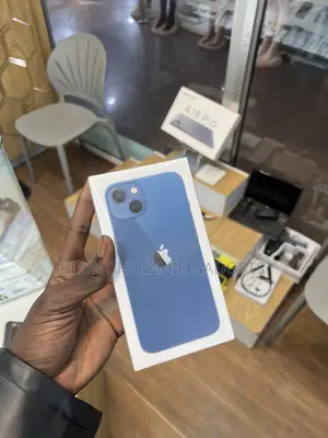 New Apple iPhone 13 128 GB Blue