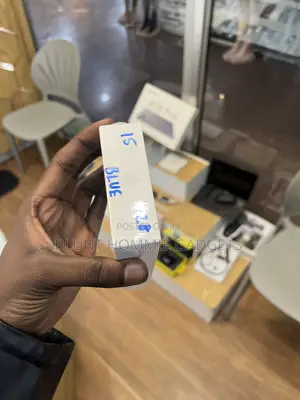 New Apple iPhone 15 128 GB Blue