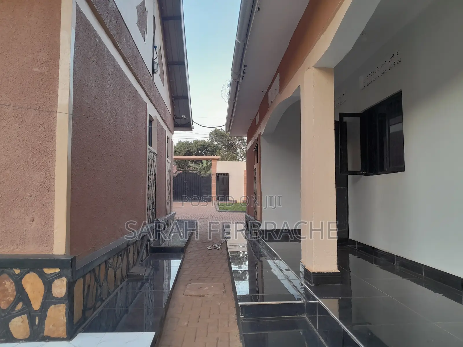 3bdrm House in Jinja for rent