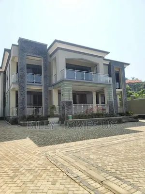 5bdrm Mansion in Ssisa for sale