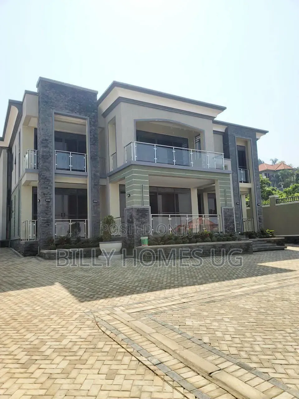 5bdrm Mansion in Ssisa for sale