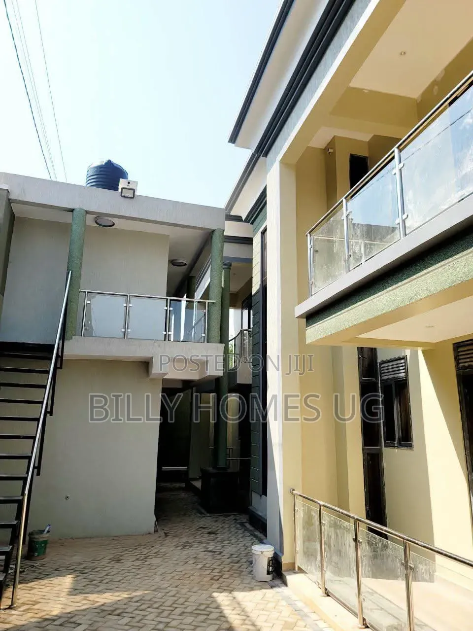 5bdrm Mansion in Ssisa for sale