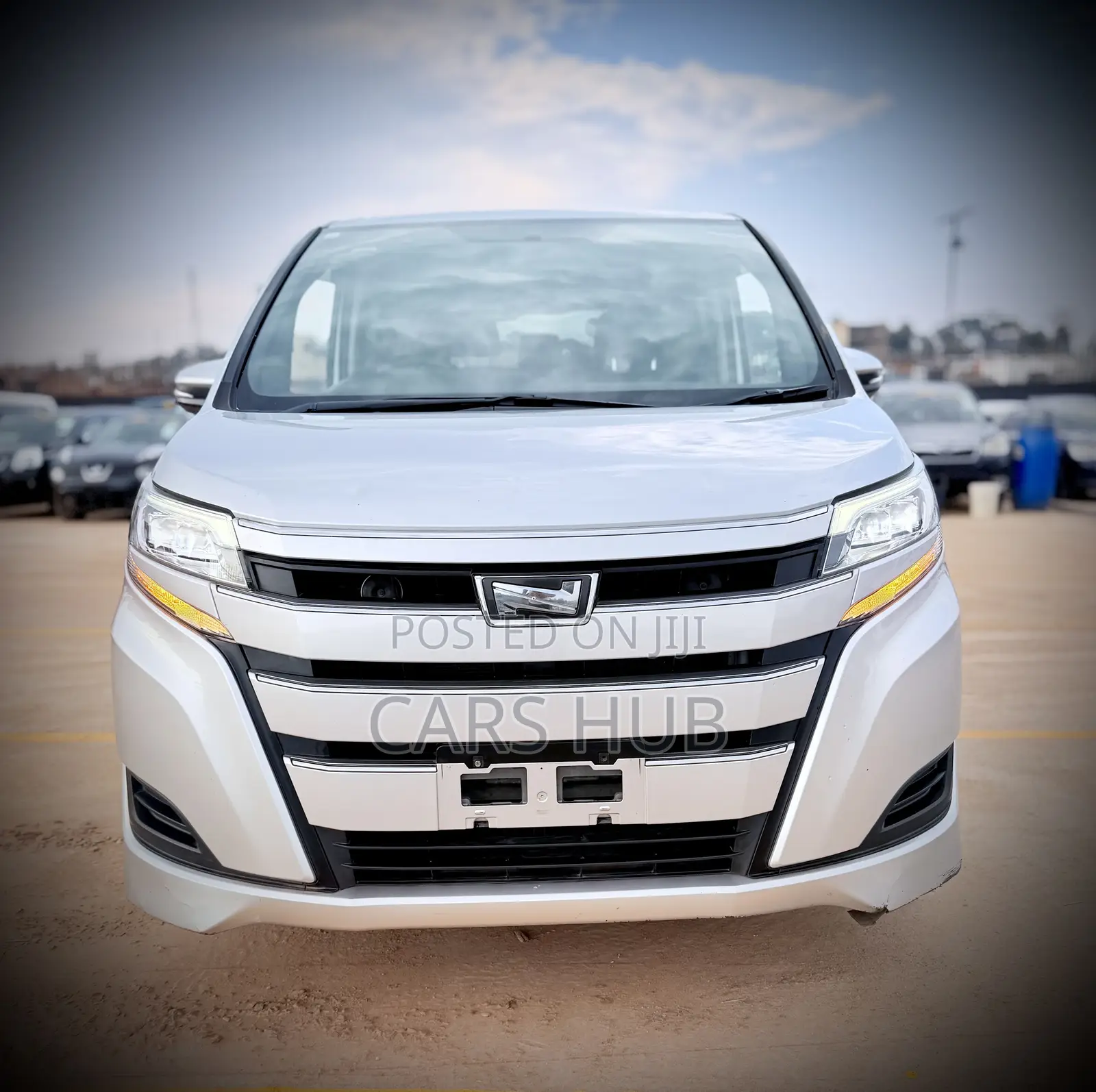 Toyota Noah 2.0 FWD (7 Seater) 2018 Silver