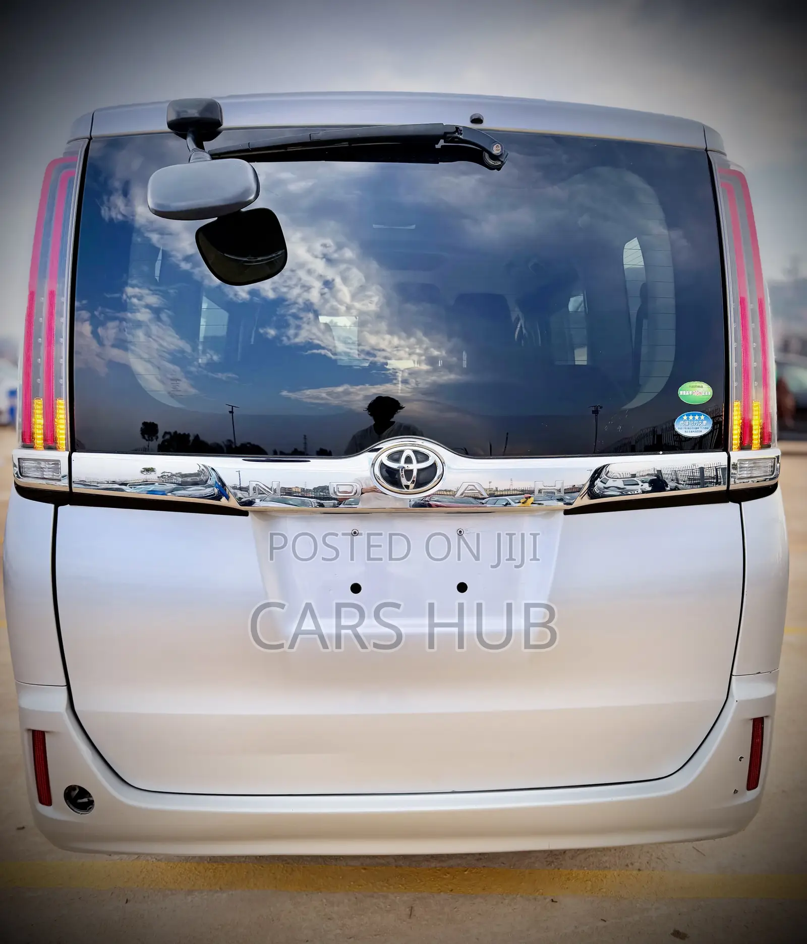 Toyota Noah 2.0 FWD (7 Seater) 2018 Silver