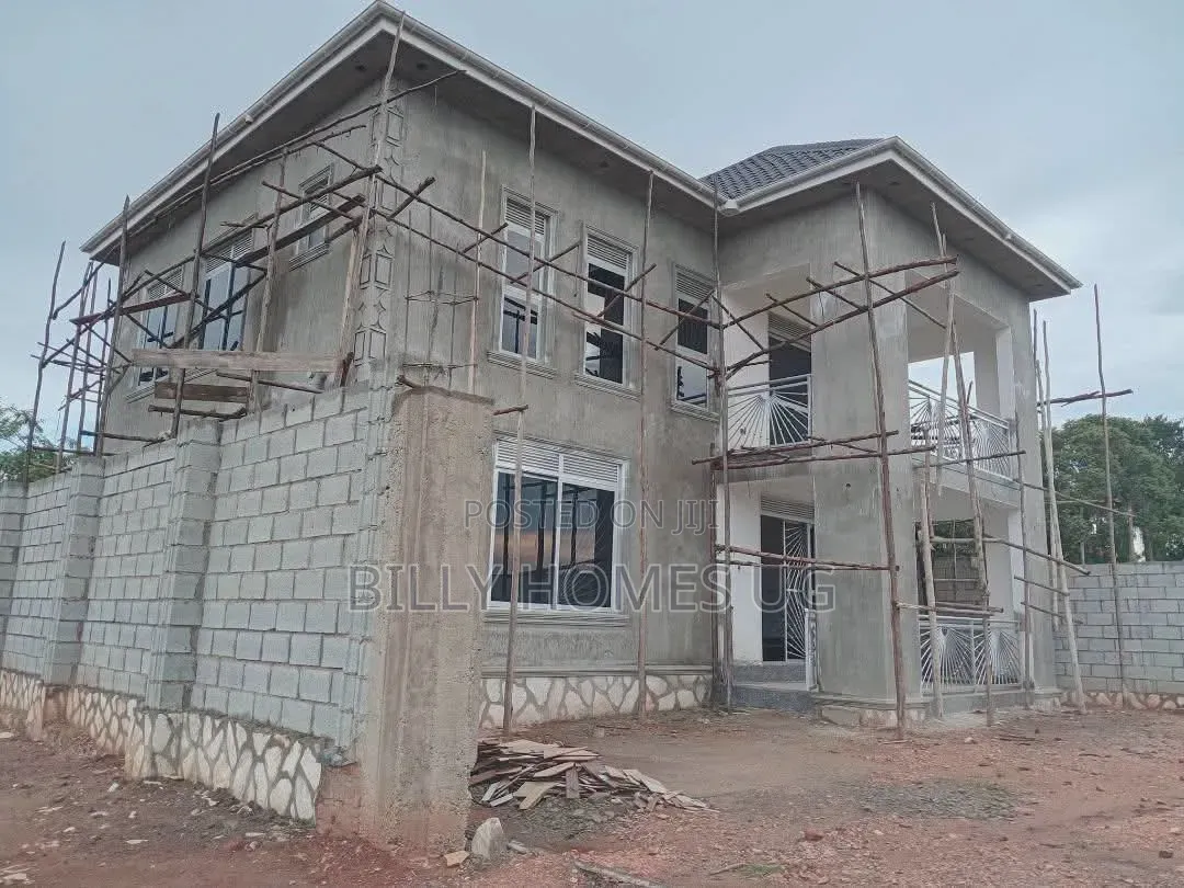 Mini Flat in Kira for sale