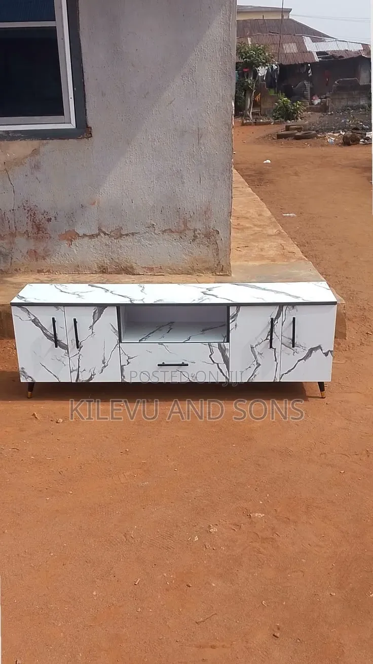 TV Stand in Marble White