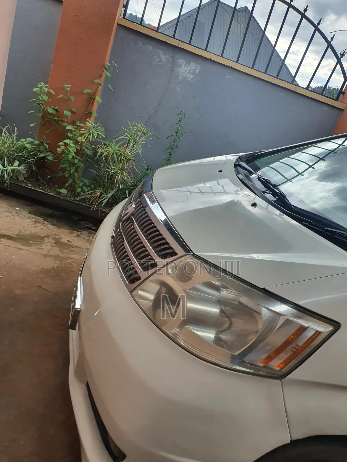 Toyota Alphard 2002 White