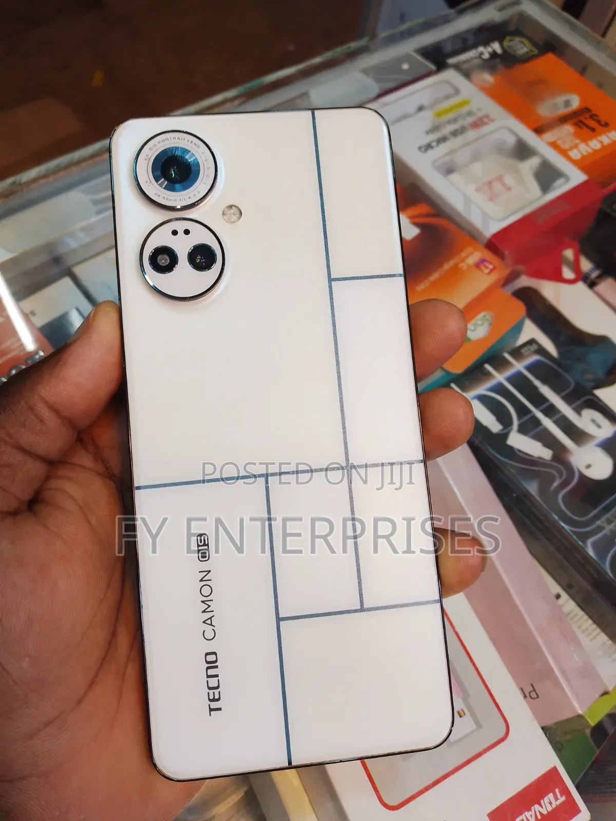 New Tecno Camon 19 Pro 256 GB White