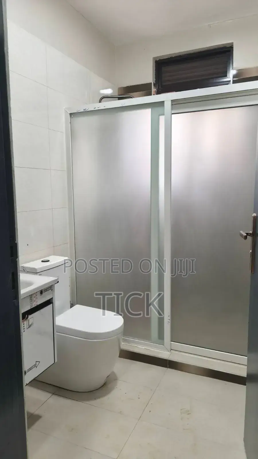 3bdrm Apartment in Mengo, Central Division for rent