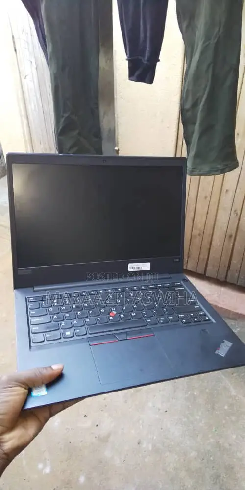 Laptop Lenovo ThinkPad E480 8GB Intel Core i5 SSD 256GB