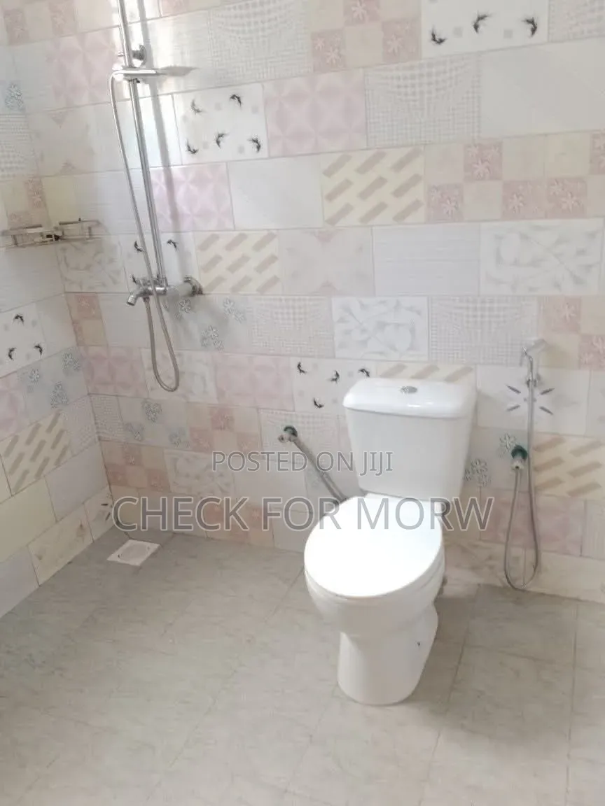3bdrm Apartment in Mengo, Central Division for rent