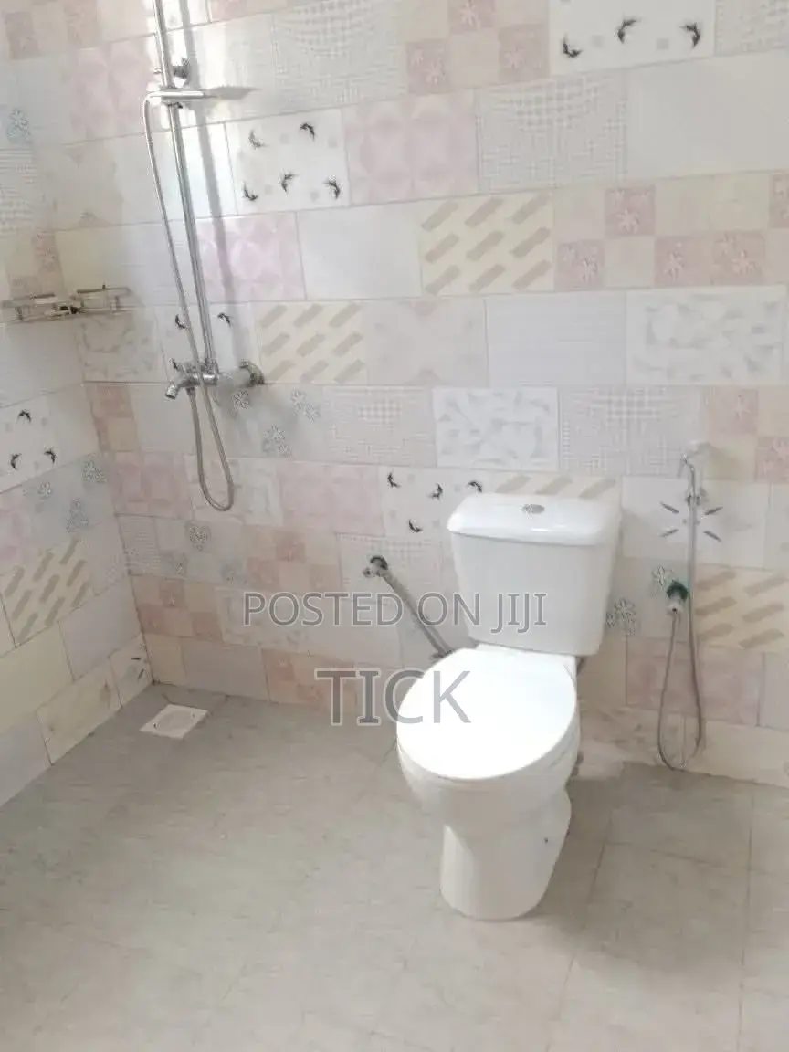 3bdrm Apartment in Mengo, Central Division for rent