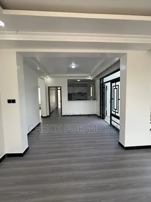 5bdrm Duplex in Bugolobi, Central Division for rent