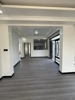 5bdrm Duplex in Bugolobi, Central Division for rent