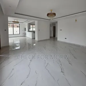 5bdrm Duplex in Bugolobi, Central Division for rent