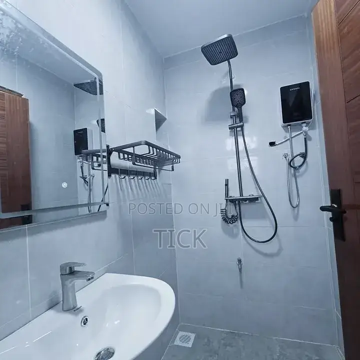 3bdrm Apartment in Kisaasi, Central Division for rent