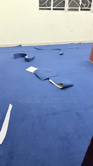 Blue Wool Carpet – Elegant Comfortable Flooring