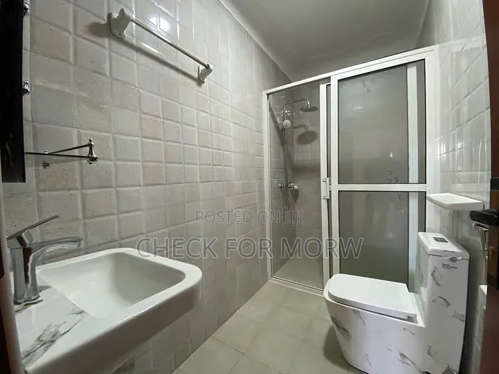 3bdrm Apartment in Mengo, Central Division for rent