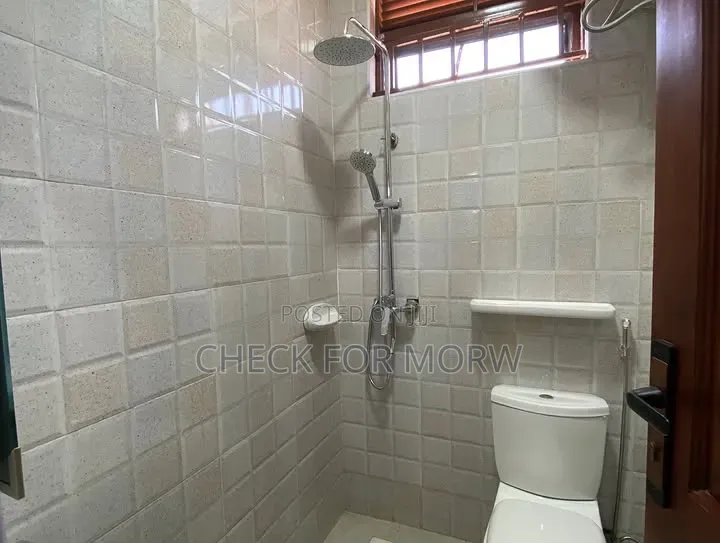 3bdrm Apartment in Mengo, Central Division for rent