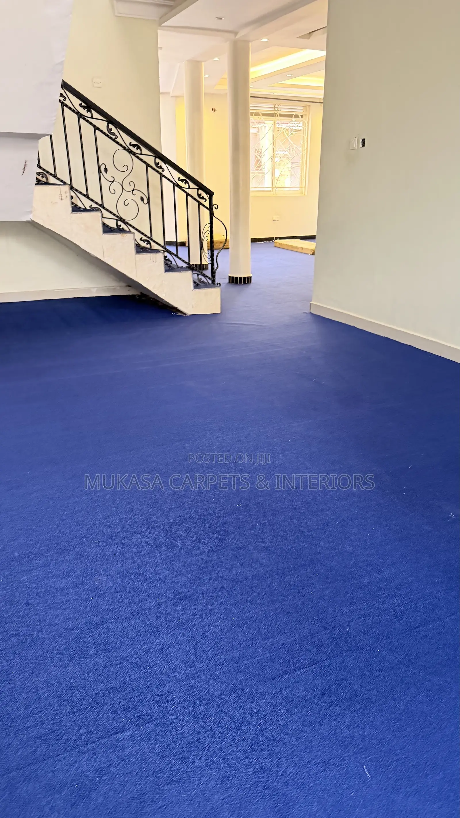 Blue Woolen Carpet for Bedrooms, Offices Hotels