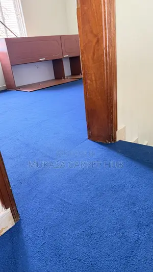 Blue Woolen Carpet – Soft Luxury Carpet for Living Rooms